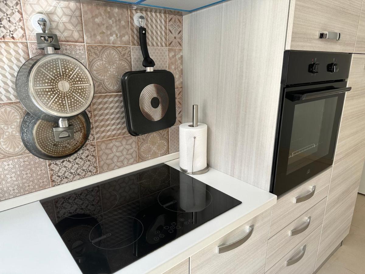 Apartmán Grande Stanza Matrimoniale In Palazzo Signorile Mirandola Exteriér fotografie